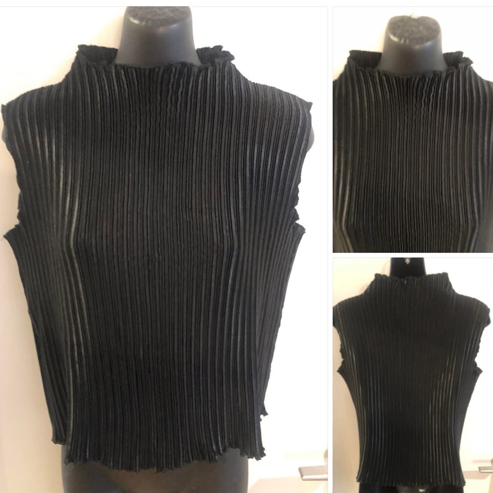 Antonella Black Pleated Sleeveless Mock Neck Blouse